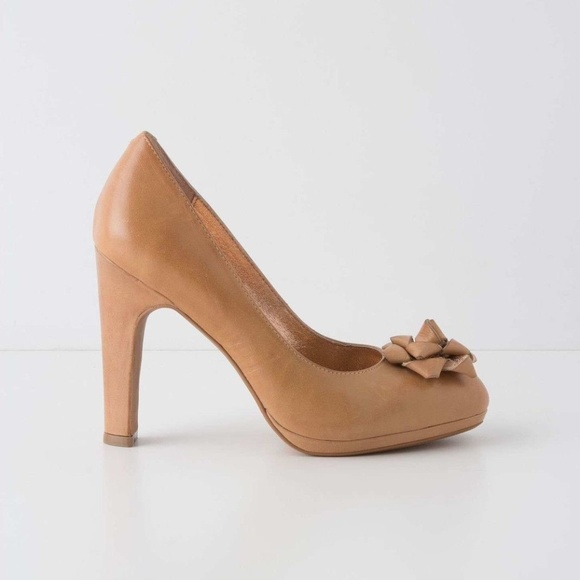 Anthropologie Gift-Trimmed Pumps By Miss Albright - Picture 2 of 5